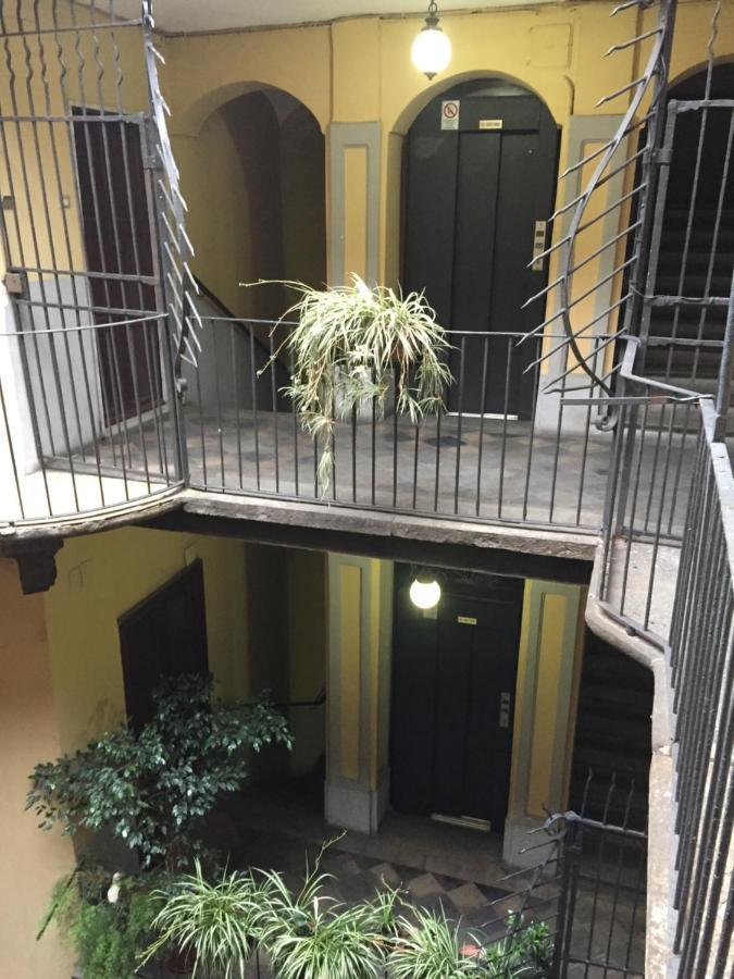 Apartamento Casa Vibrisse Turín Exterior foto